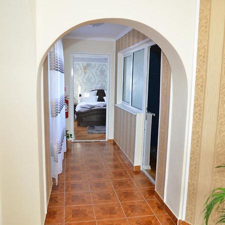 Stejarul Buzau Apartamento Exterior foto
