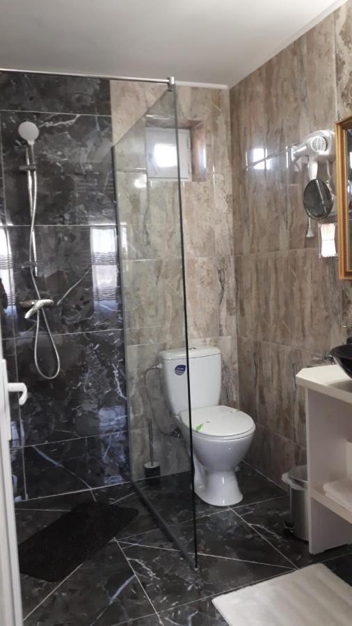 Stejarul Buzau Apartamento Exterior foto
