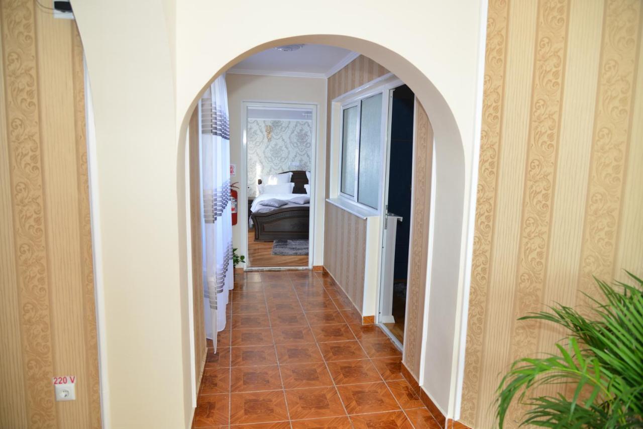 Stejarul Buzau Apartamento Exterior foto