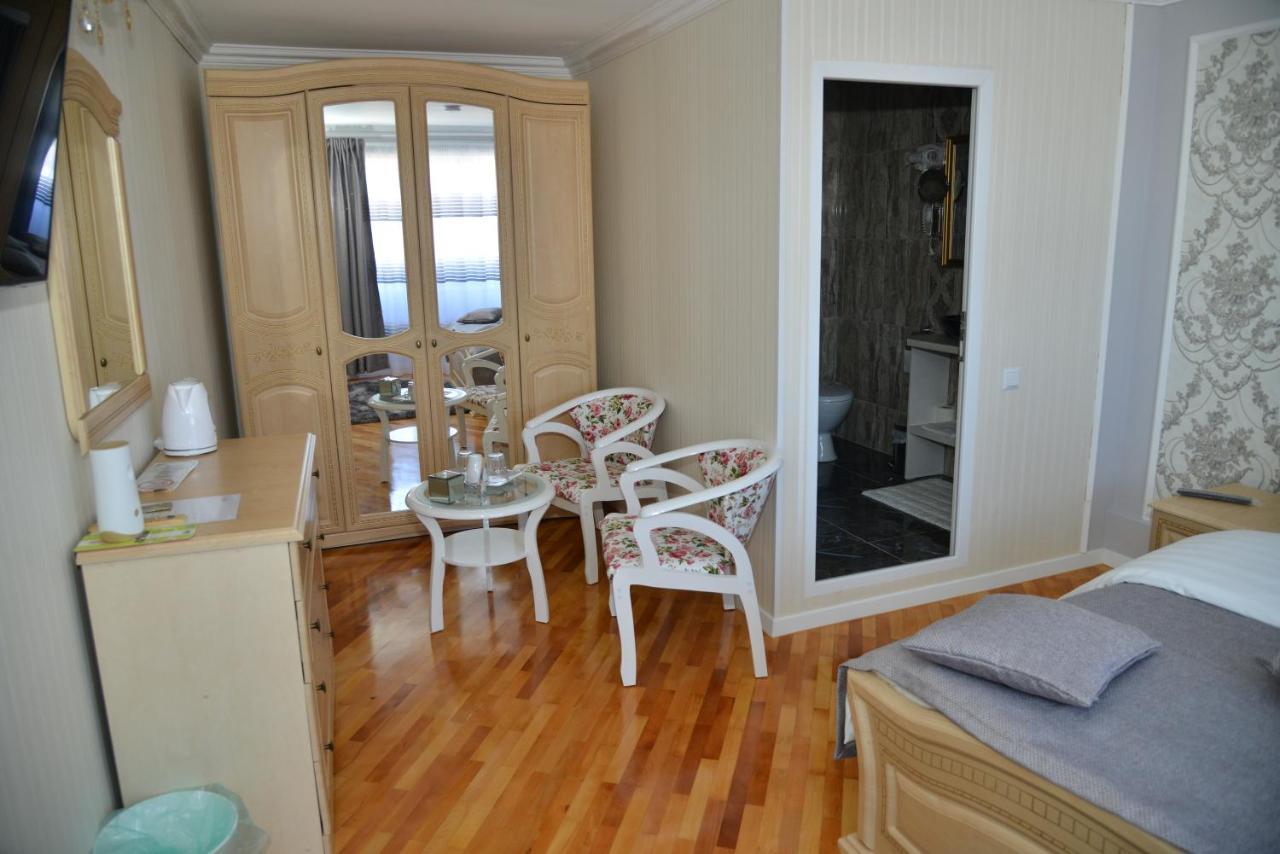 Stejarul Buzau Apartamento Exterior foto